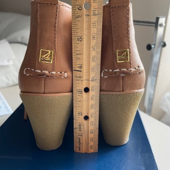 Sperry Booties Size 6/12 - Picture 9 of 11